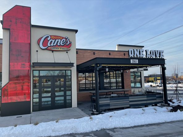 Raising Cane's Chicken Fingers: 3065 White Bear Ave N, Maplewood, MN 55109